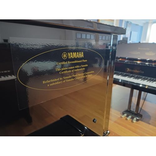 Yamaha Certified Reconditioned U1 Upright Piano in Black Polyester