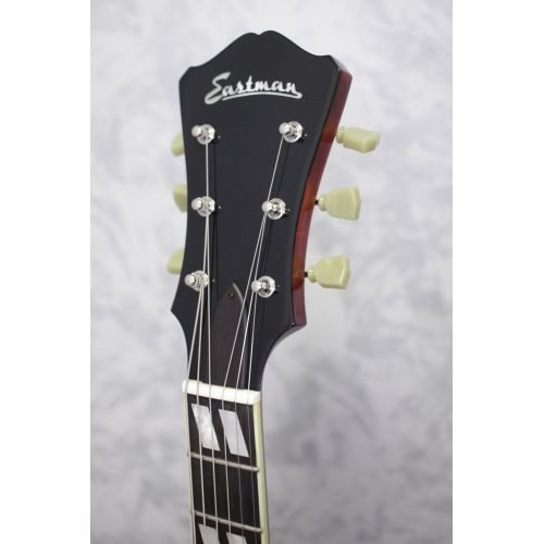 Eastman AR 372 CE 16'' Archtop Sunburst