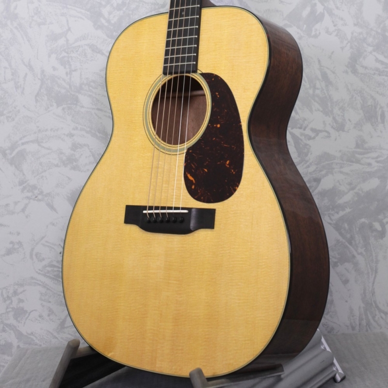Martin 000-18 Acoustic Guitar