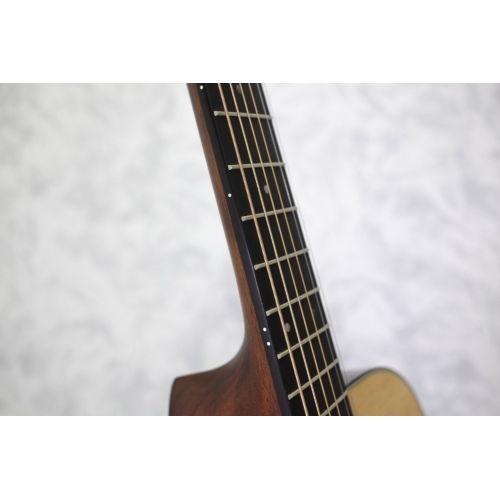 Martin 000-18 Acoustic Guitar
