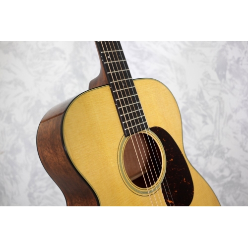 Martin 000-18 Acoustic Guitar