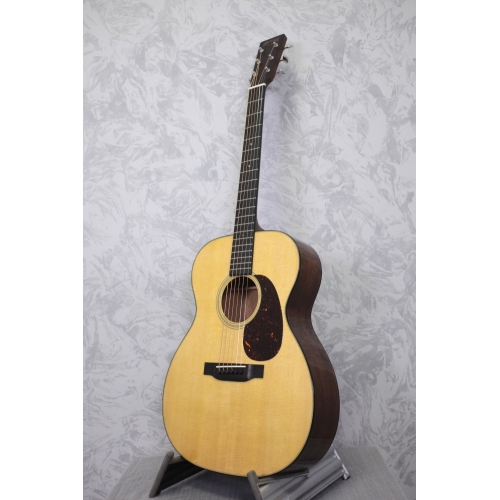 Martin 000-18 Acoustic Guitar