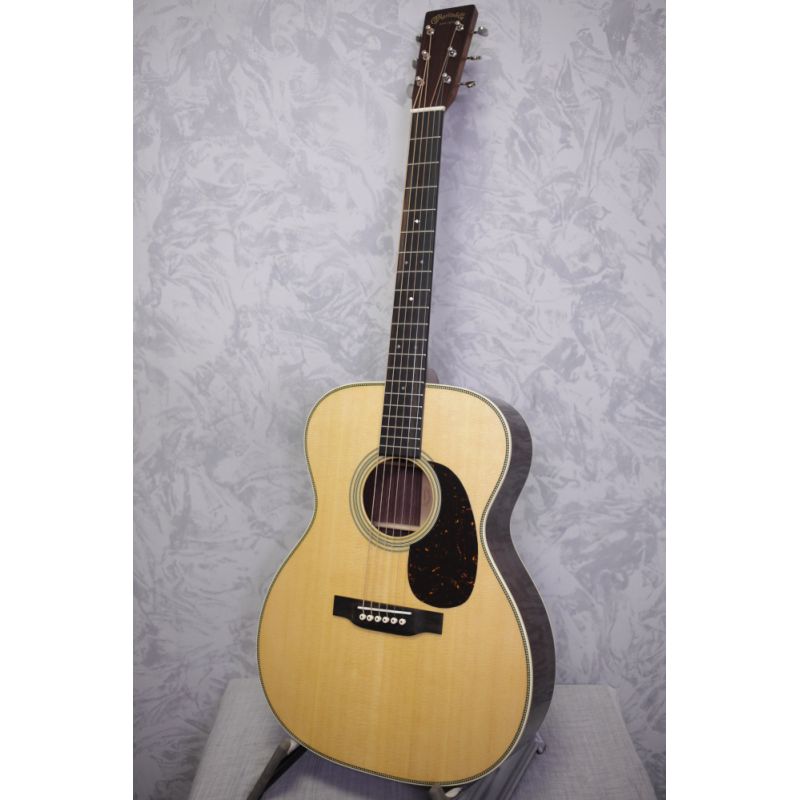 Martin 000-28 Acoustic Guitar