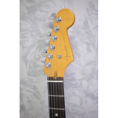 Fender American Ultra II HSS Stratocaster Ultraburst