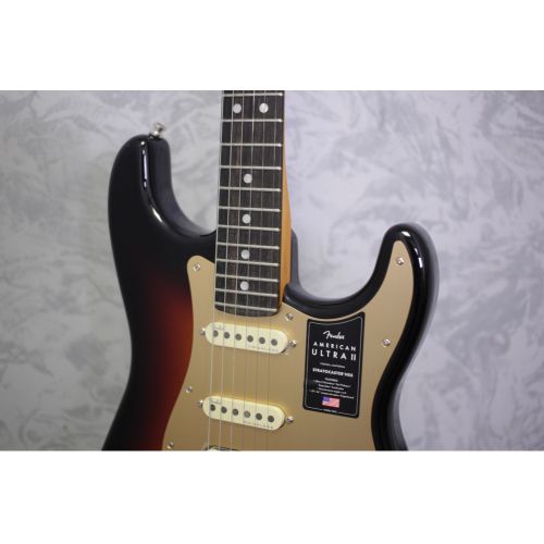 Fender American Ultra II HSS Stratocaster Ultraburst