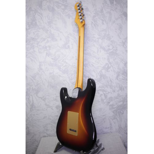 Fender American Ultra II HSS Stratocaster Ultraburst