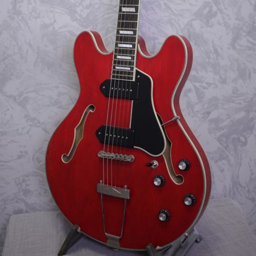 Eastman T64/V- Red Trapeze...
