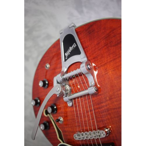 Eastman T-486 Classic Finish w/ Bigsby Tremolo