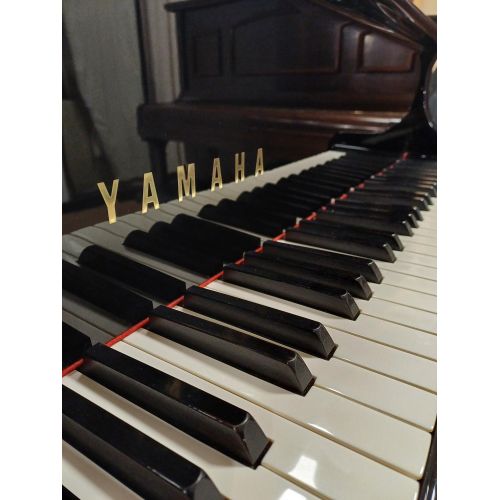 Pre-Owned Yamaha C3 Grand Piano in Black Polyester
