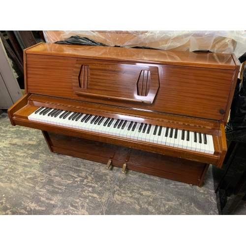 Pre-owned Challen 988...