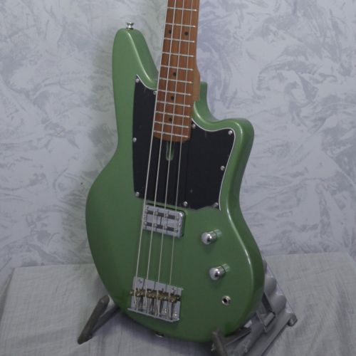 Ashdown Capri Short Scale...