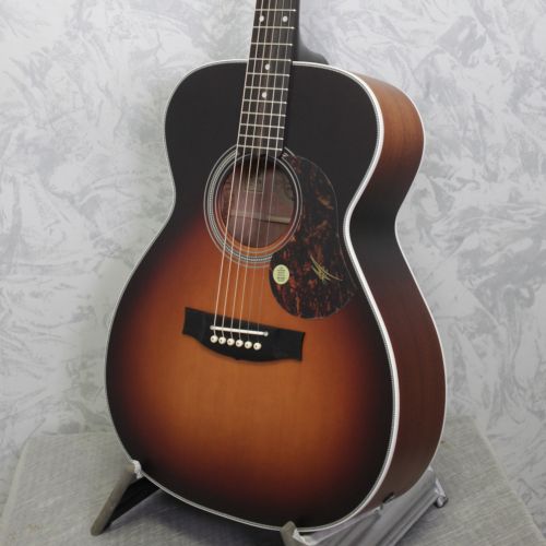 Maton Troubadour...